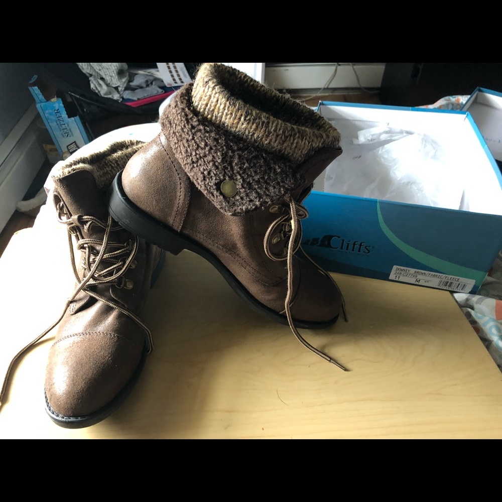 Sz 11 Cliffs by White Mountain Boots